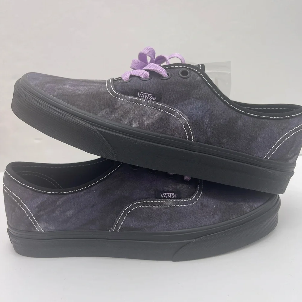 Vans WMNS Authentic Midnight Shift Black/Black Sneakers VN0009PVBKA Lavender